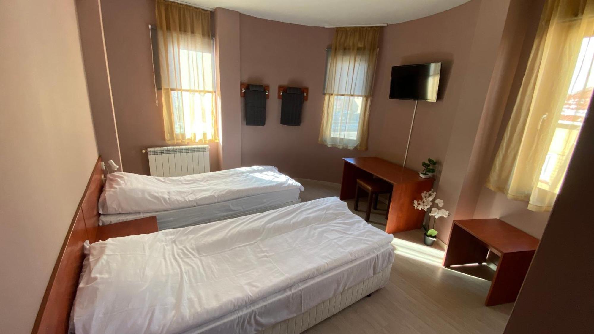 Hotel Хотел Враца 2*